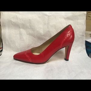 Beautiful Bally Red Pump, 6